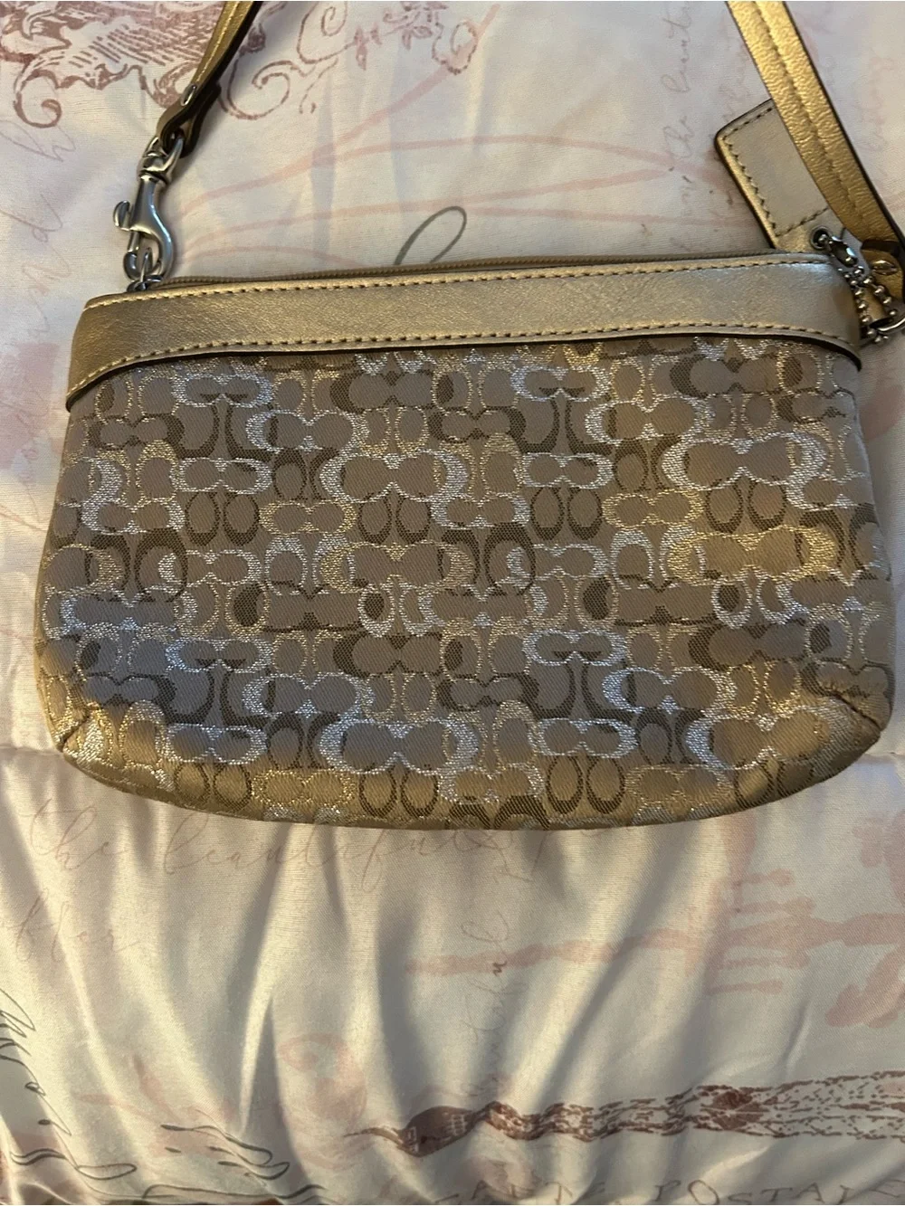 Coach Metallic Gold Signature Wristlet - Gold